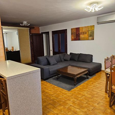 Bulevardul Constantin Negruzzi 2/6 Chisinau Ngoại thất bức ảnh